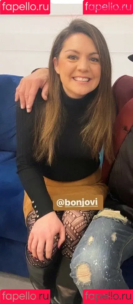 Laura Tobin Onlyfans Photo Gallery 