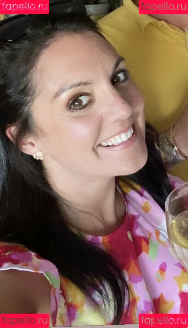 Laura Tobin Onlyfans Photo Gallery 