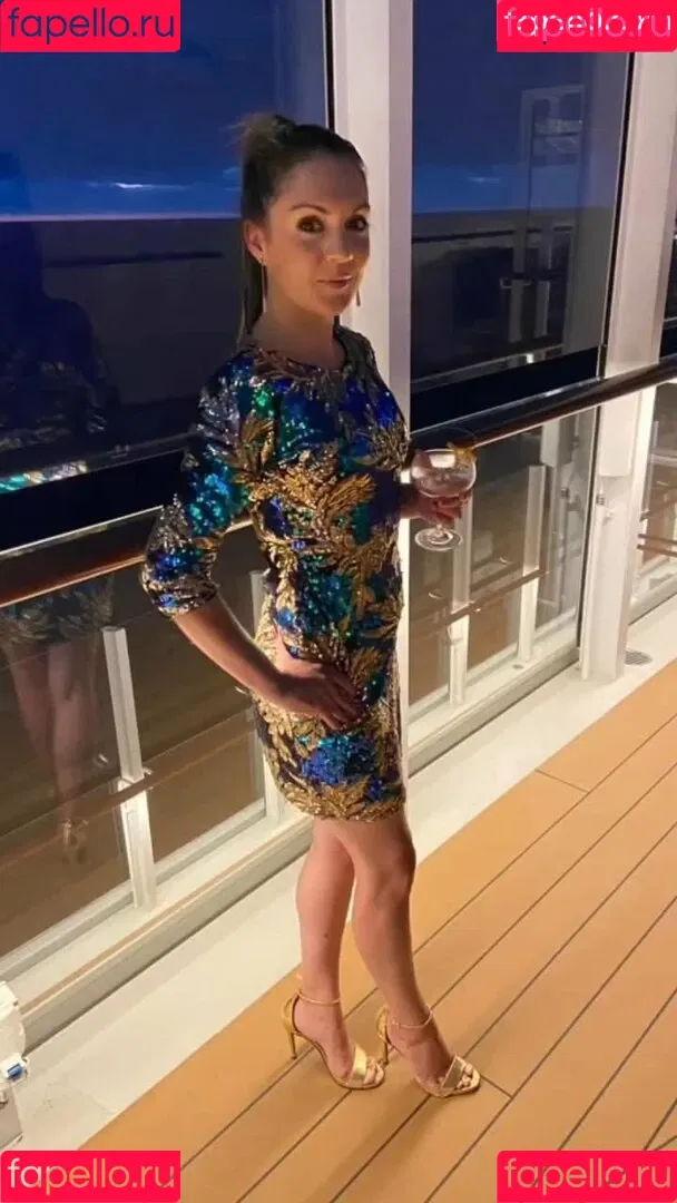 Laura Tobin Onlyfans Photo Gallery 