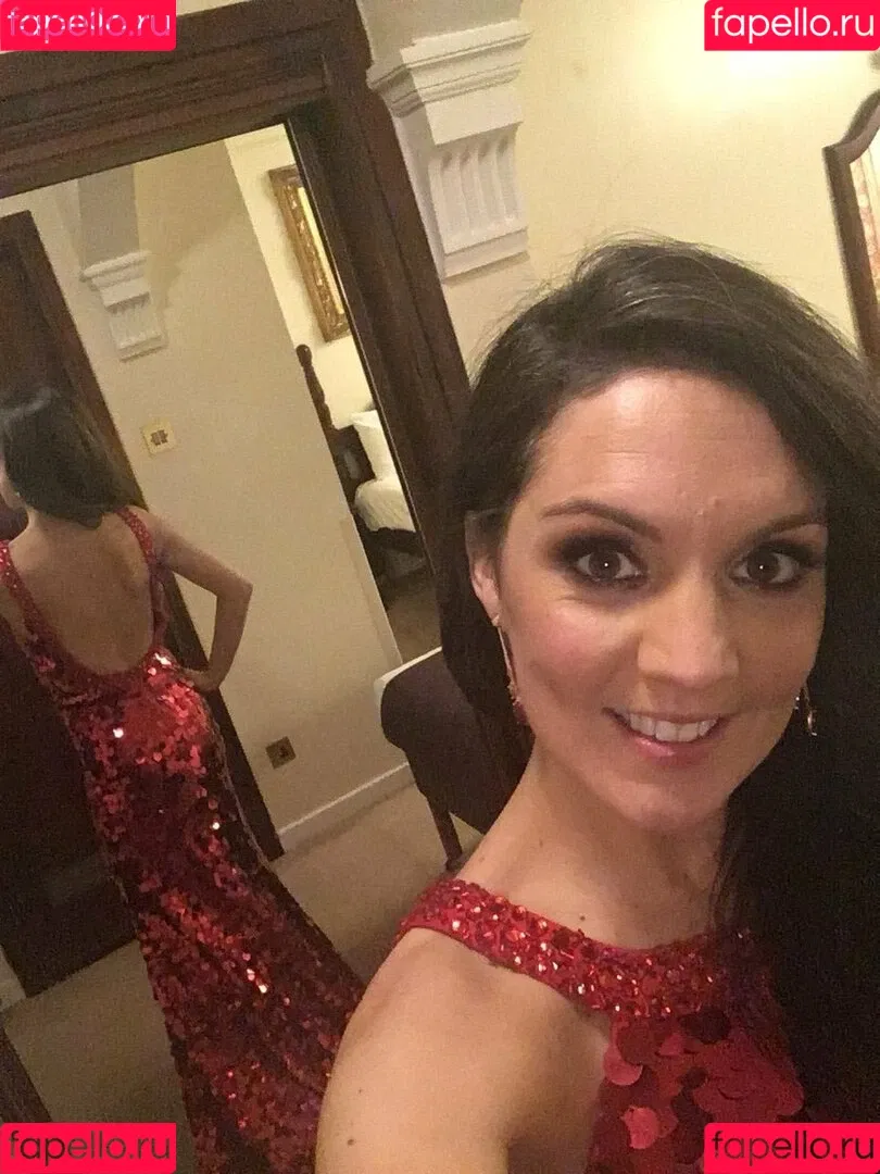 Laura Tobin Onlyfans Photo Gallery 