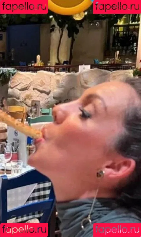Laura Tobin Onlyfans Photo Gallery 
