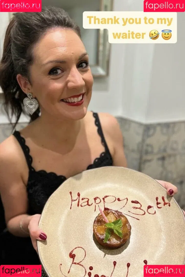 Laura Tobin Onlyfans Photo Gallery 