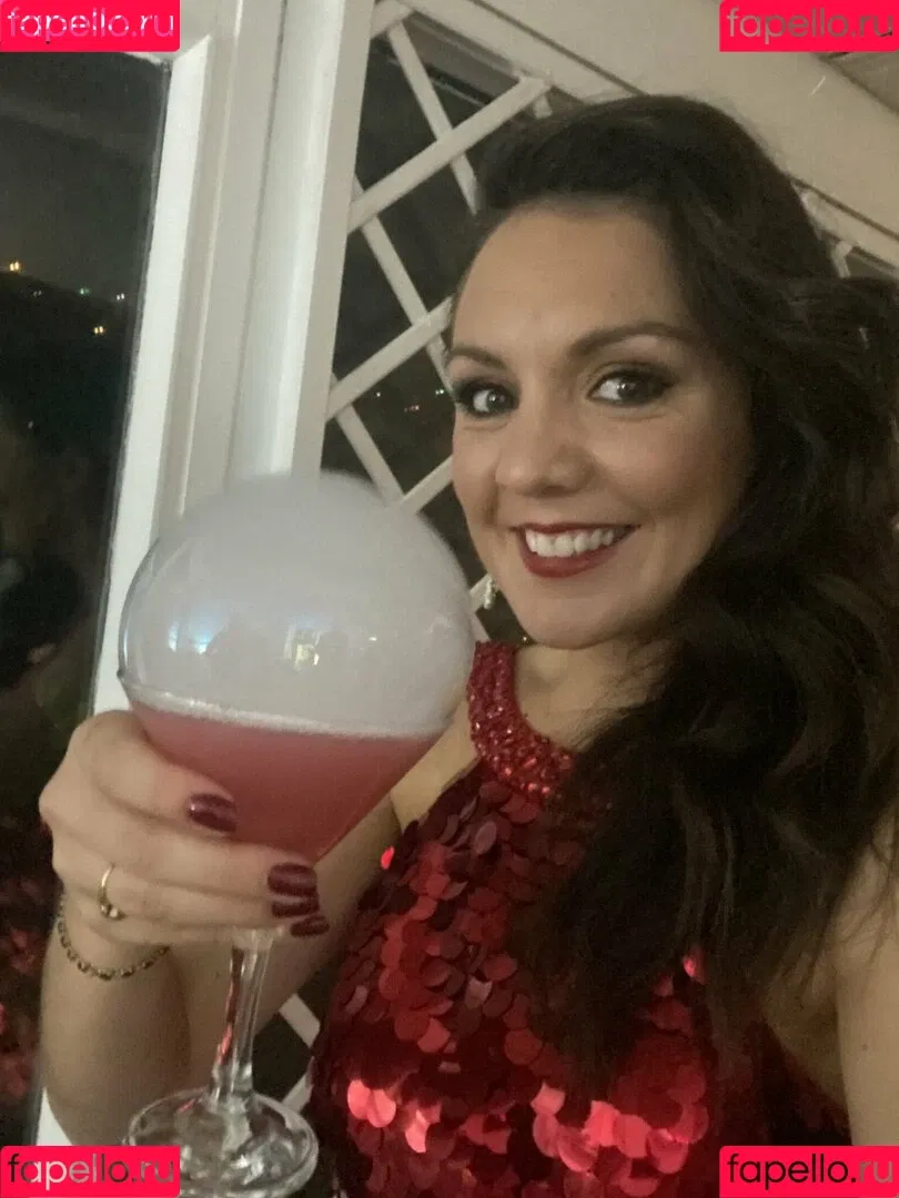Laura Tobin Onlyfans Photo Gallery 