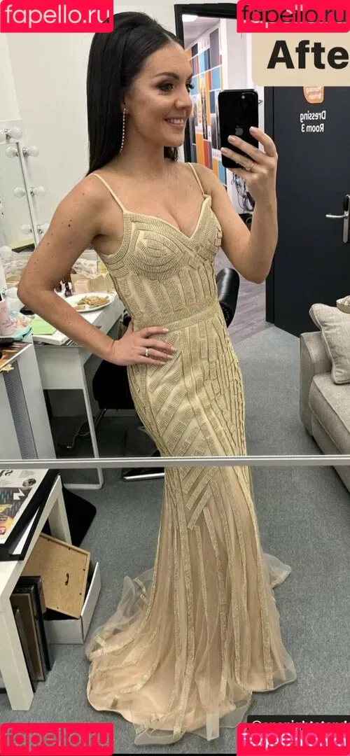 Laura Tobin Onlyfans Photo Gallery 