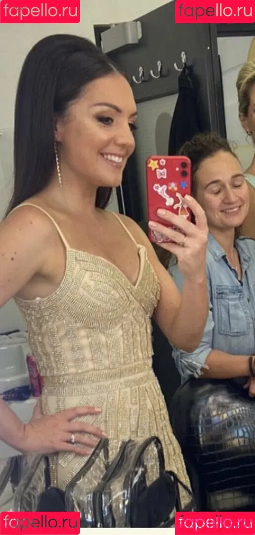Laura Tobin Onlyfans Photo Gallery 