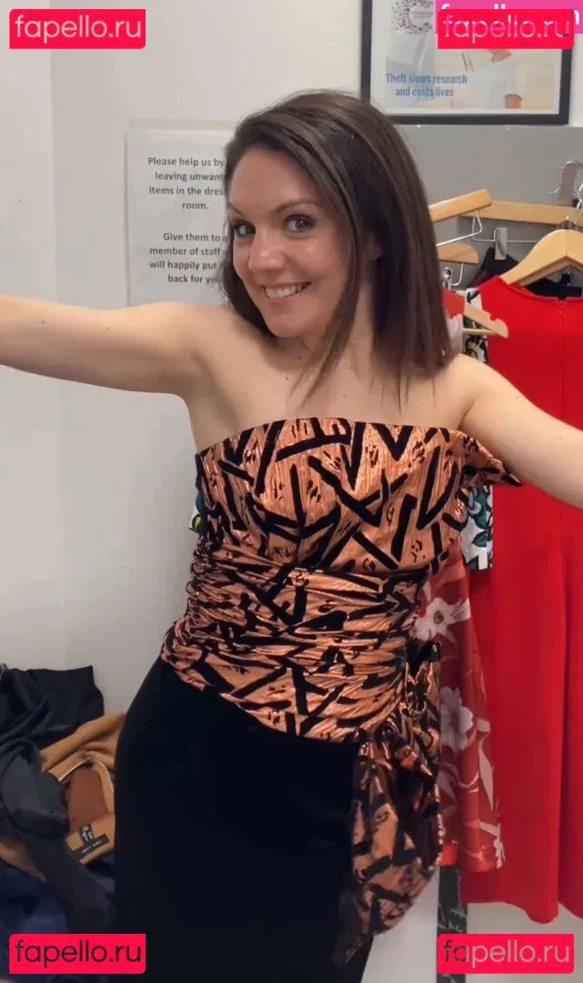 Laura Tobin Onlyfans Photo Gallery 