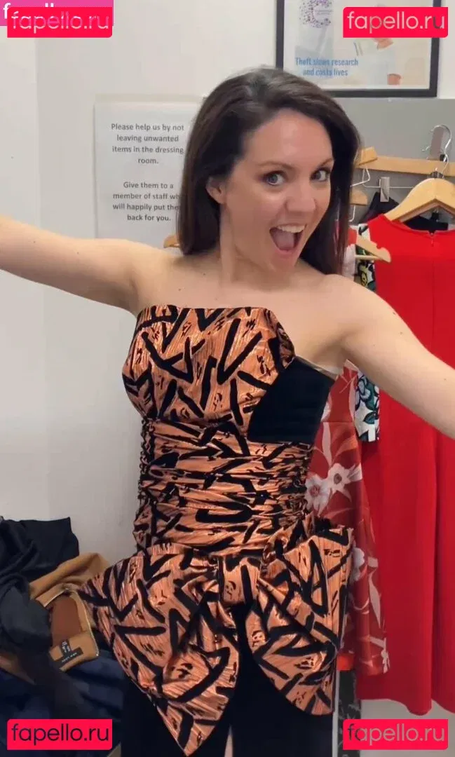 Laura Tobin Onlyfans Photo Gallery 