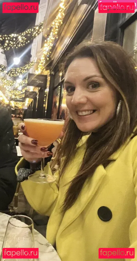 Laura Tobin Onlyfans Photo Gallery 