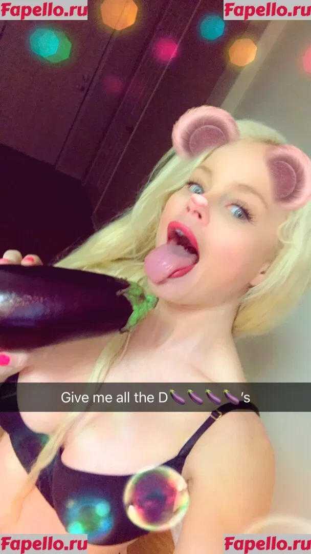 nikkidelano Onlyfans Photo Gallery 