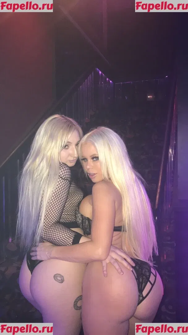 nikkidelano Onlyfans Photo Gallery 