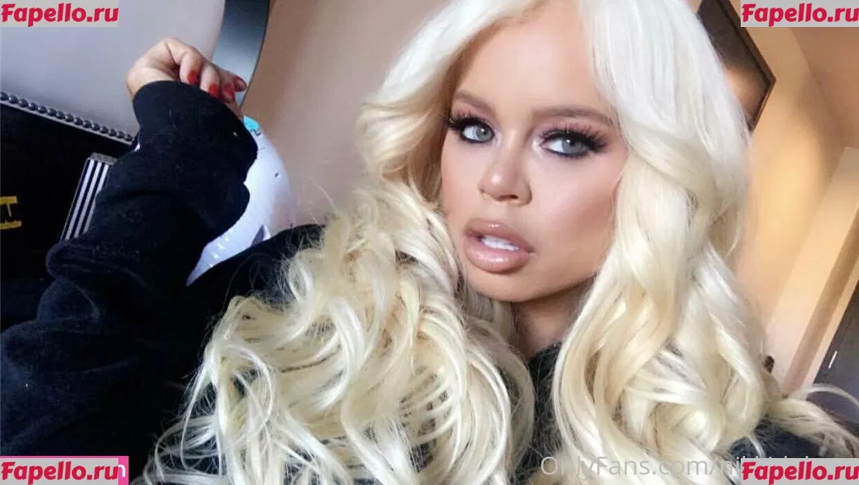 nikkidelano Onlyfans Photo Gallery 