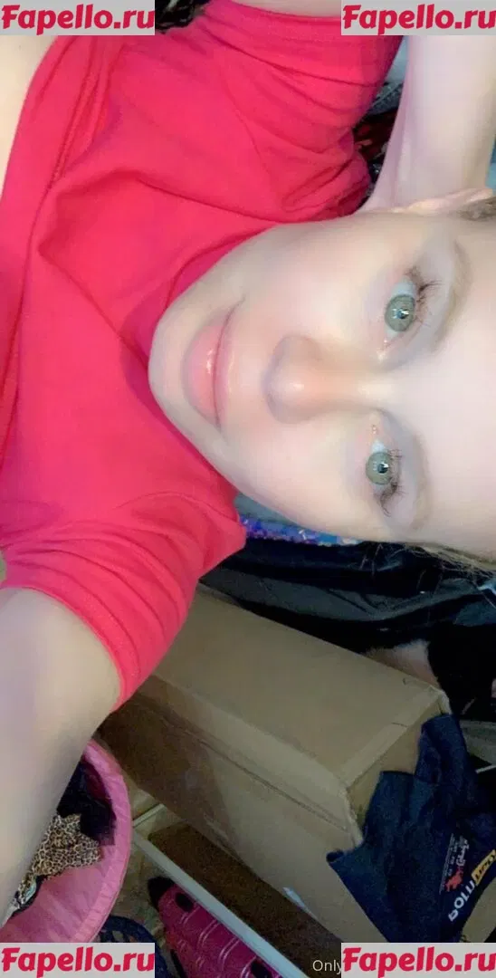 nikkidelano Onlyfans Photo Gallery 