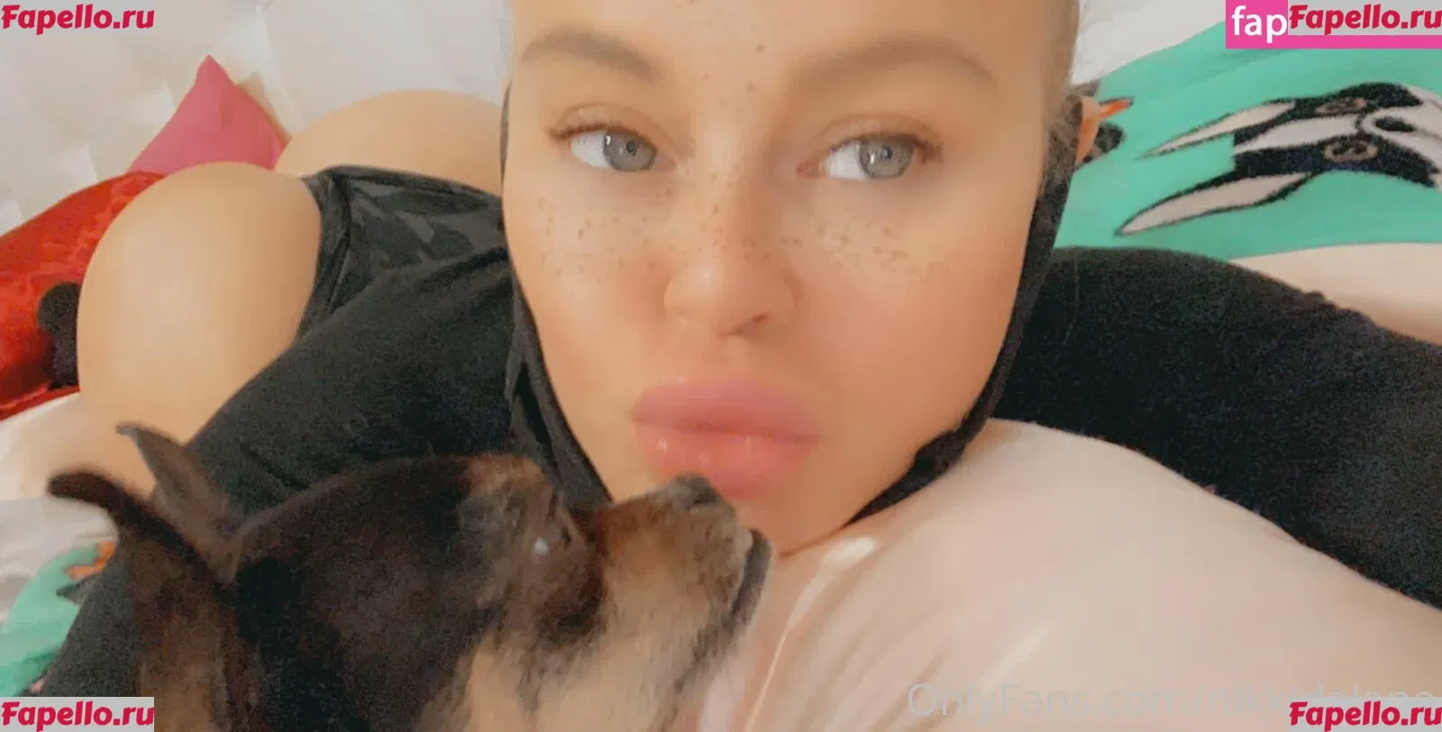 nikkidelano Onlyfans Photo Gallery 
