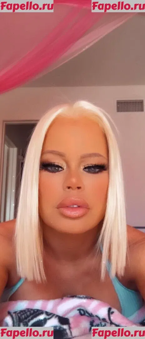 nikkidelano Onlyfans Photo Gallery 