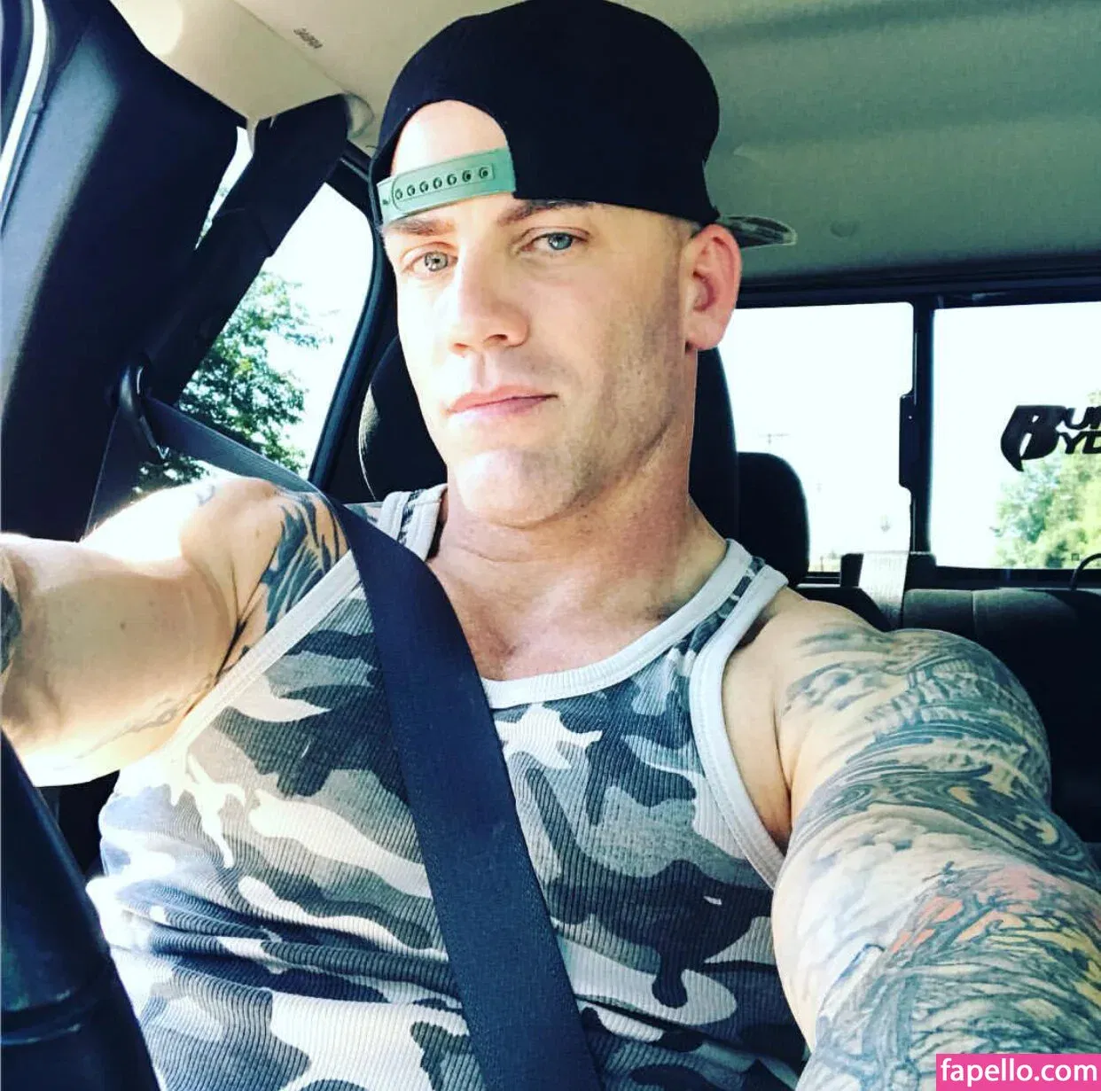 nikkidelano Onlyfans Photo Gallery 