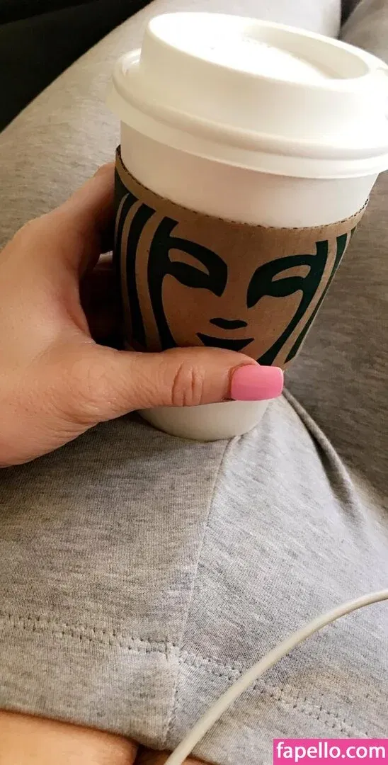 nikkidelano Onlyfans Photo Gallery 