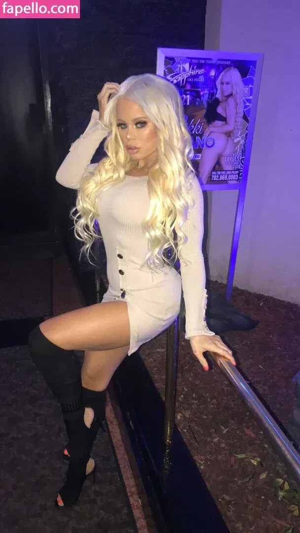 nikkidelano Onlyfans Photo Gallery 