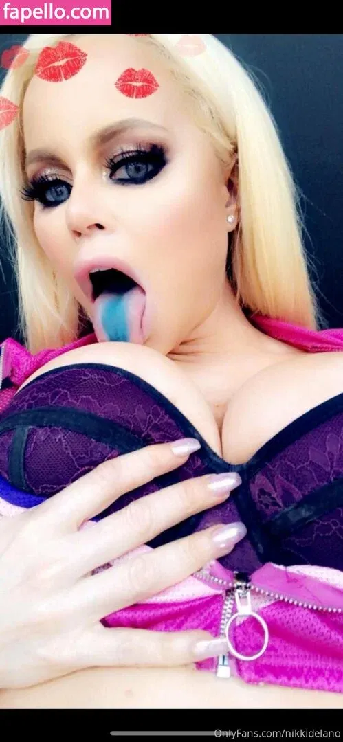 nikkidelano Onlyfans Photo Gallery 