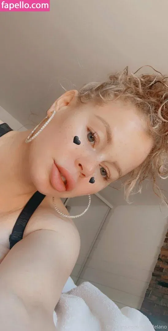 nikkidelano Onlyfans Photo Gallery 