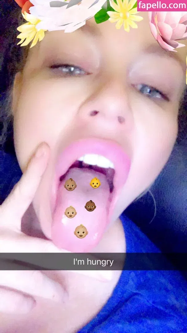 nikkidelano Onlyfans Photo Gallery 