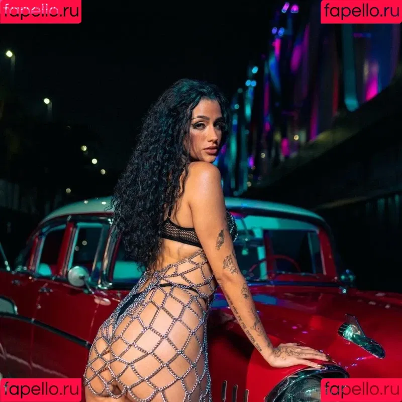 AZZY Onlyfans Photo Gallery 