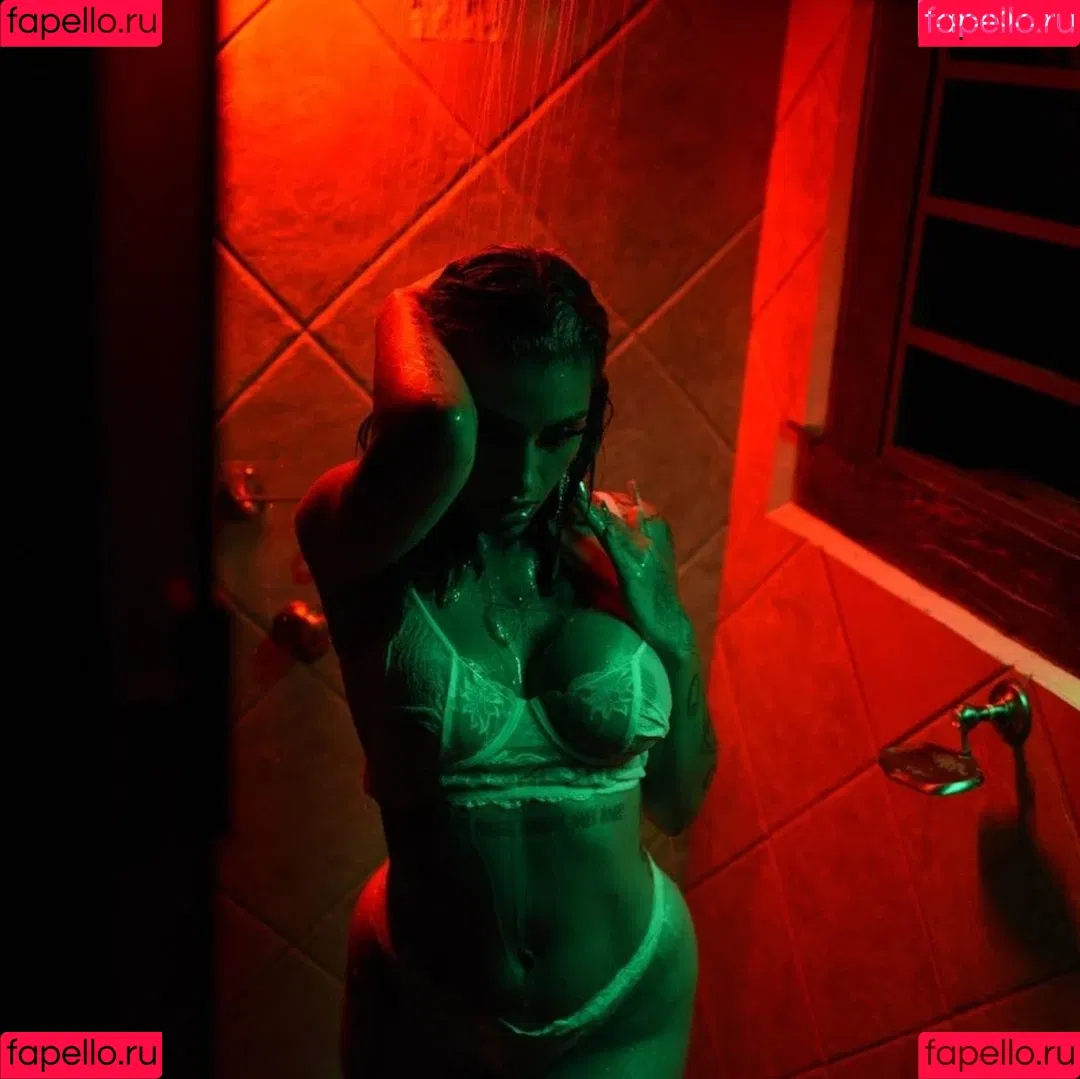 AZZY Onlyfans Photo Gallery 