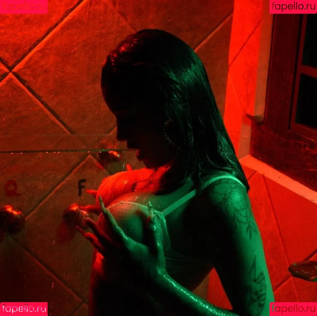 AZZY Onlyfans Photo Gallery 