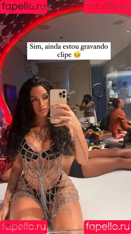 AZZY Onlyfans Photo Gallery 