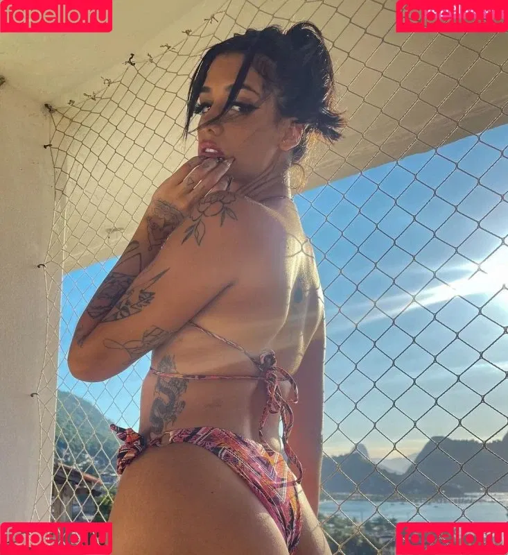 AZZY Onlyfans Photo Gallery 