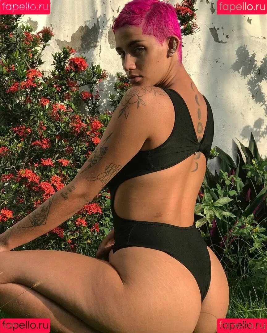 AZZY Onlyfans Photo Gallery 
