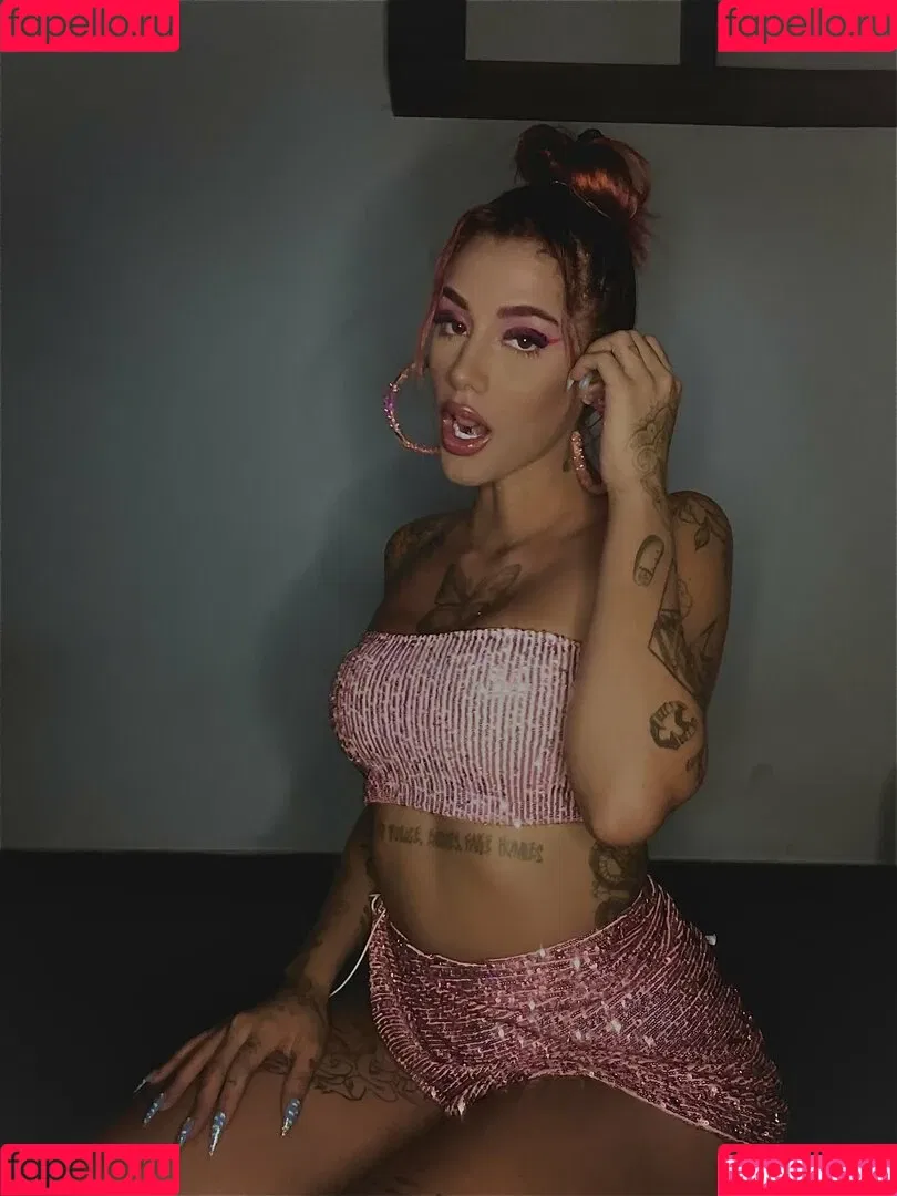 AZZY Onlyfans Photo Gallery 