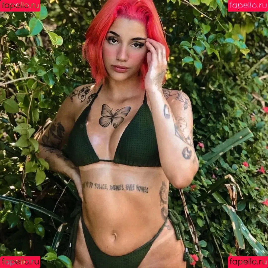 AZZY Onlyfans Photo Gallery 