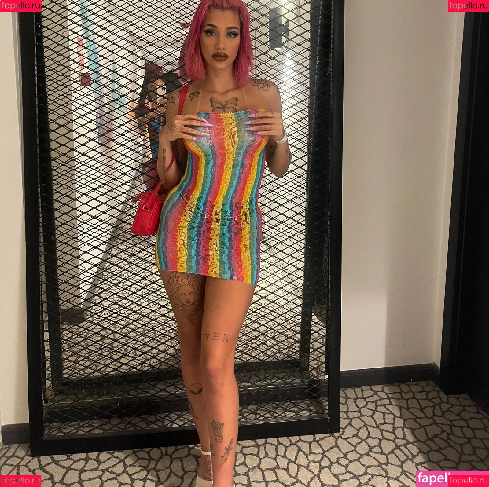 AZZY Onlyfans Photo Gallery 