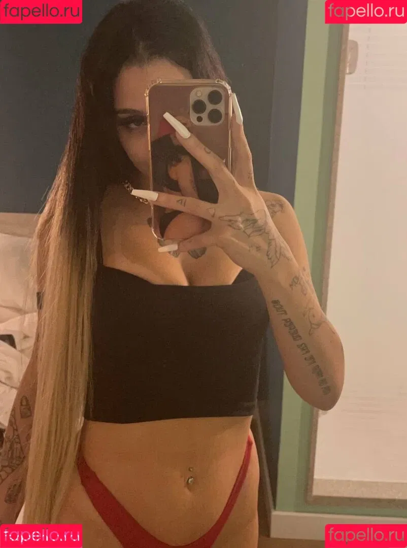 AZZY Onlyfans Photo Gallery 