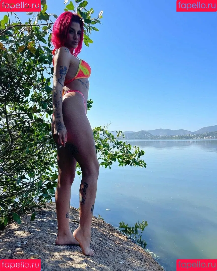 AZZY Onlyfans Photo Gallery 