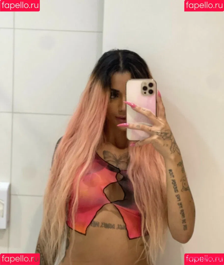 AZZY Onlyfans Photo Gallery 