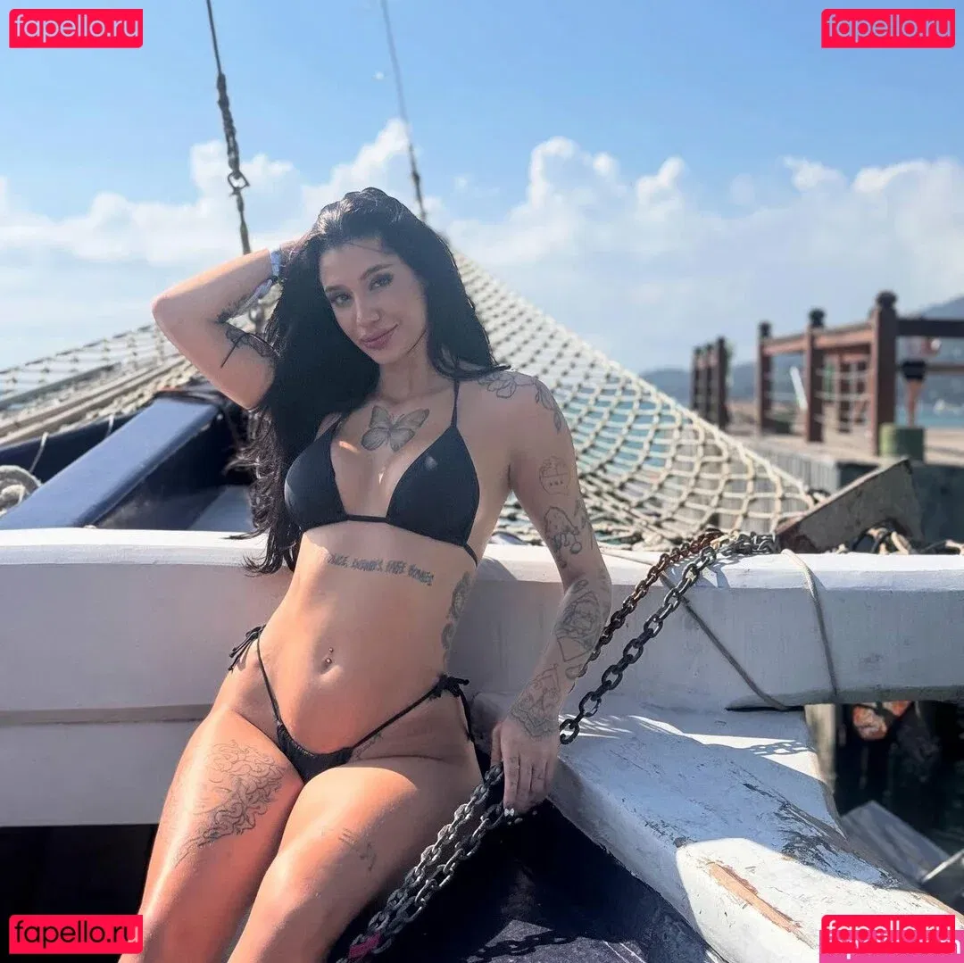 AZZY Onlyfans Photo Gallery 