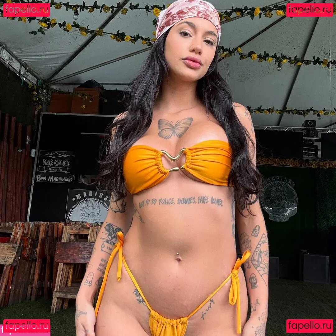 AZZY Onlyfans Photo Gallery 