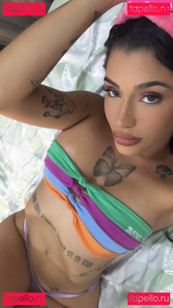 AZZY Onlyfans Photo Gallery 