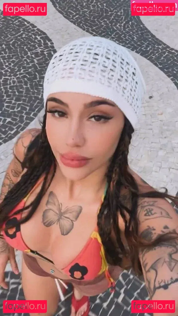 AZZY Onlyfans Photo Gallery 