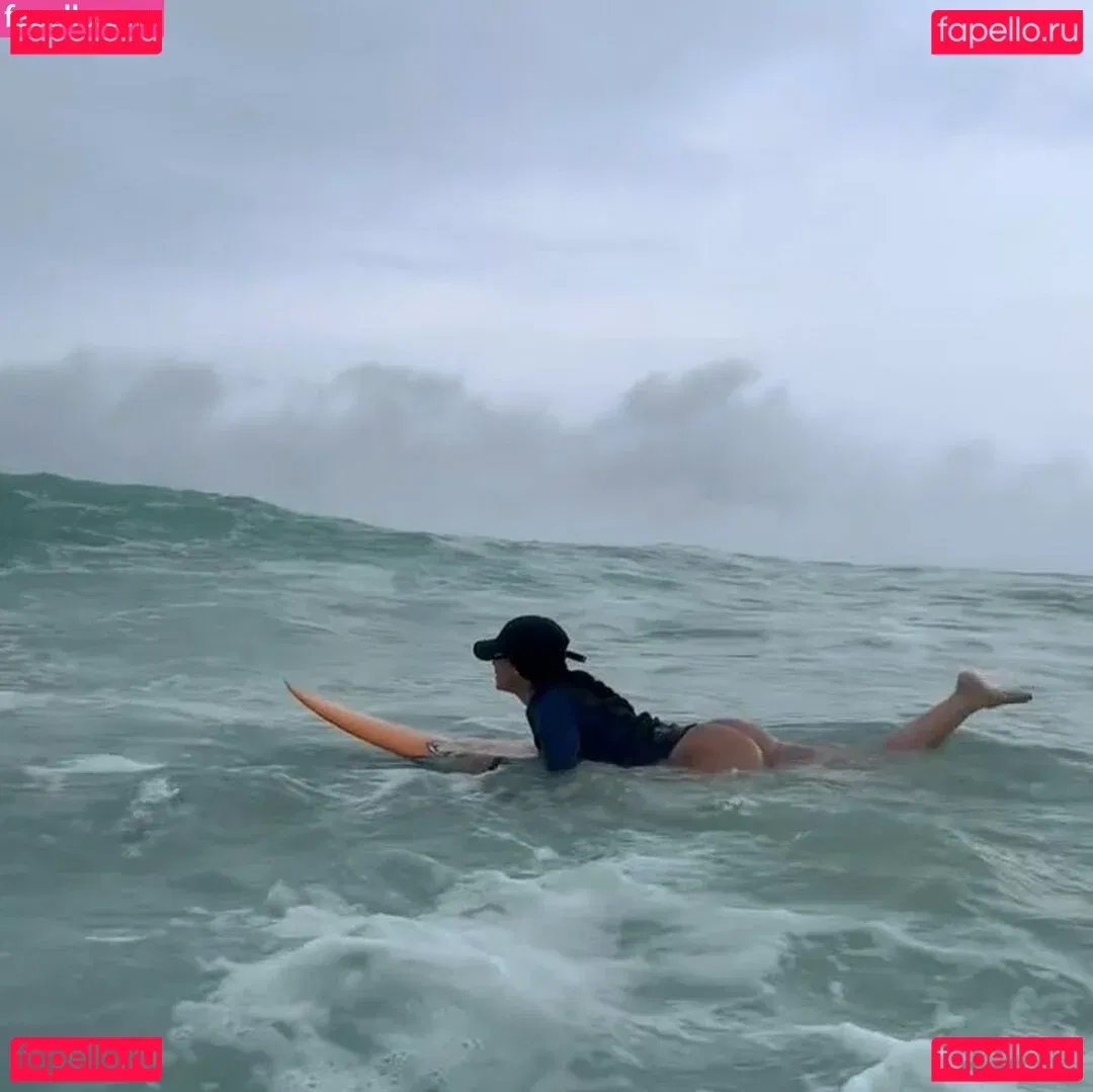 AZZY Onlyfans Photo Gallery 