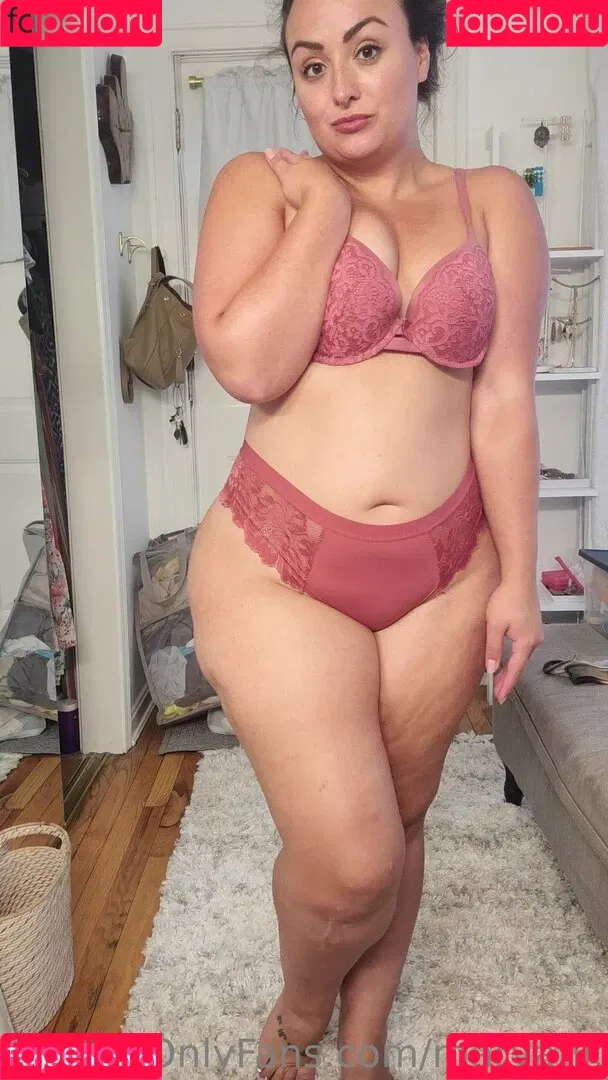 Mary Ank Onlyfans Photo Gallery 