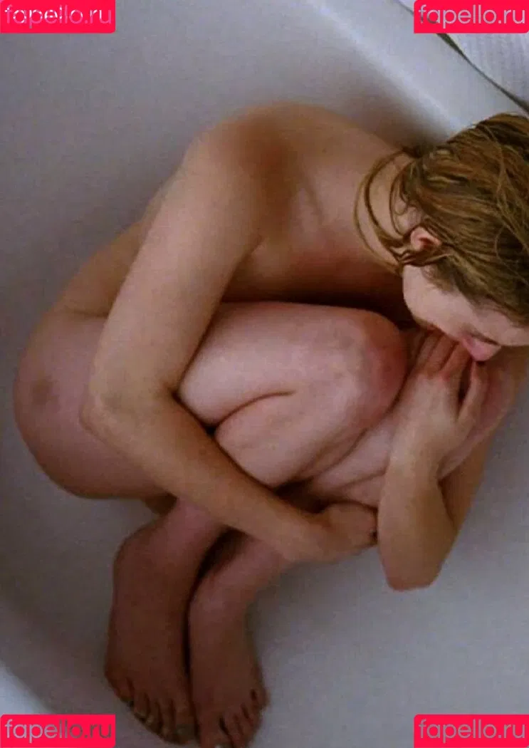 Emma Roberts Onlyfans Photo Gallery 