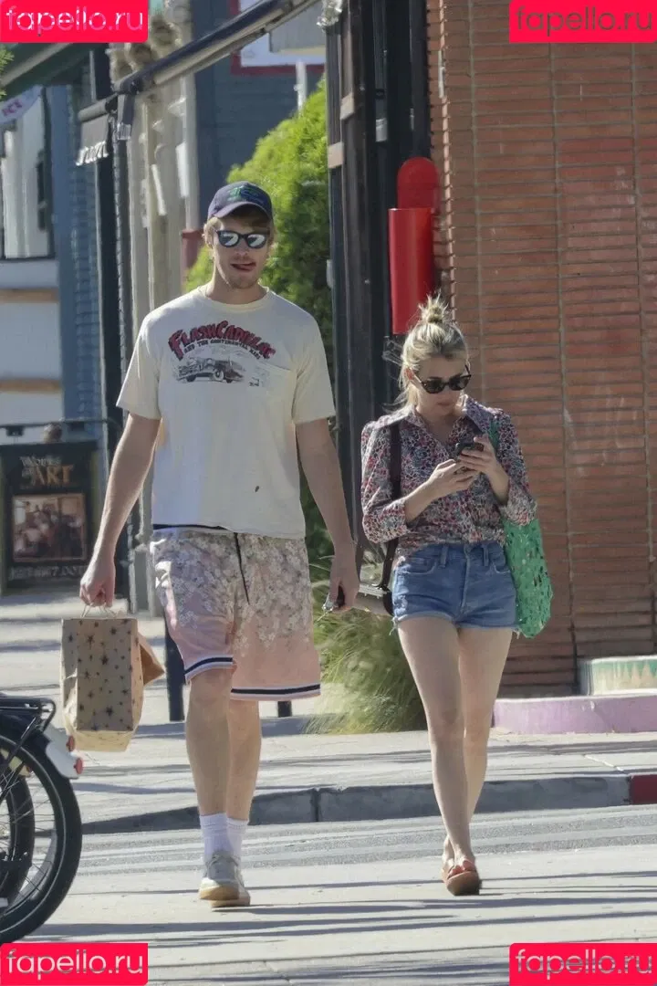 Emma Roberts Onlyfans Photo Gallery 