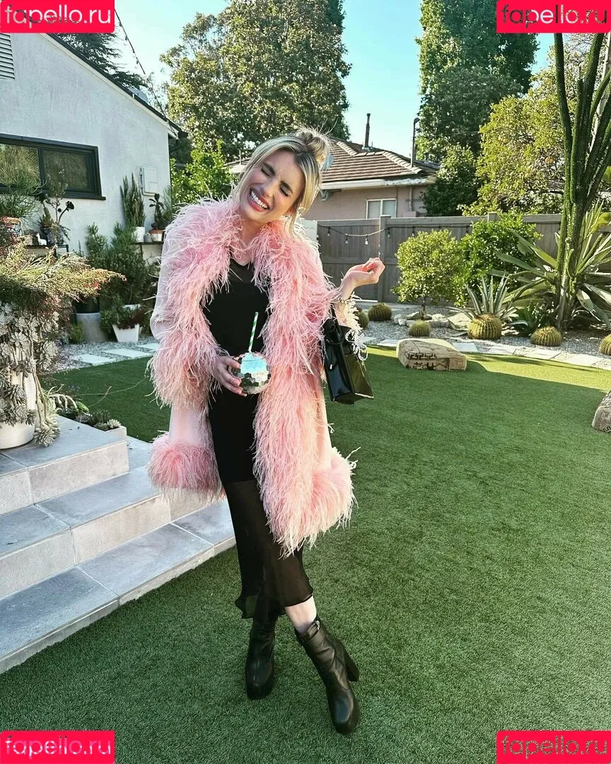 Emma Roberts Onlyfans Photo Gallery 