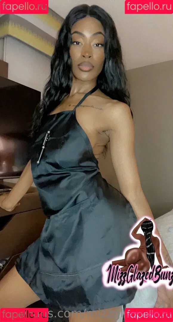 mizzglazedbunz Onlyfans Photo Gallery 