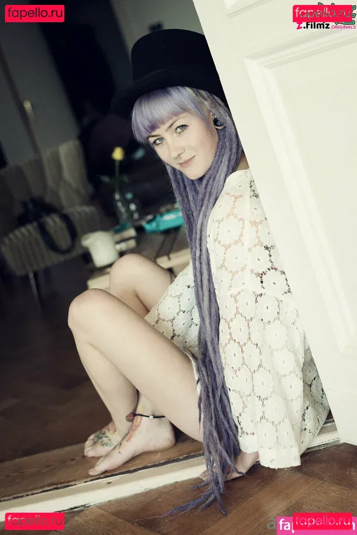 anuskatzzvip Onlyfans Photo Gallery 