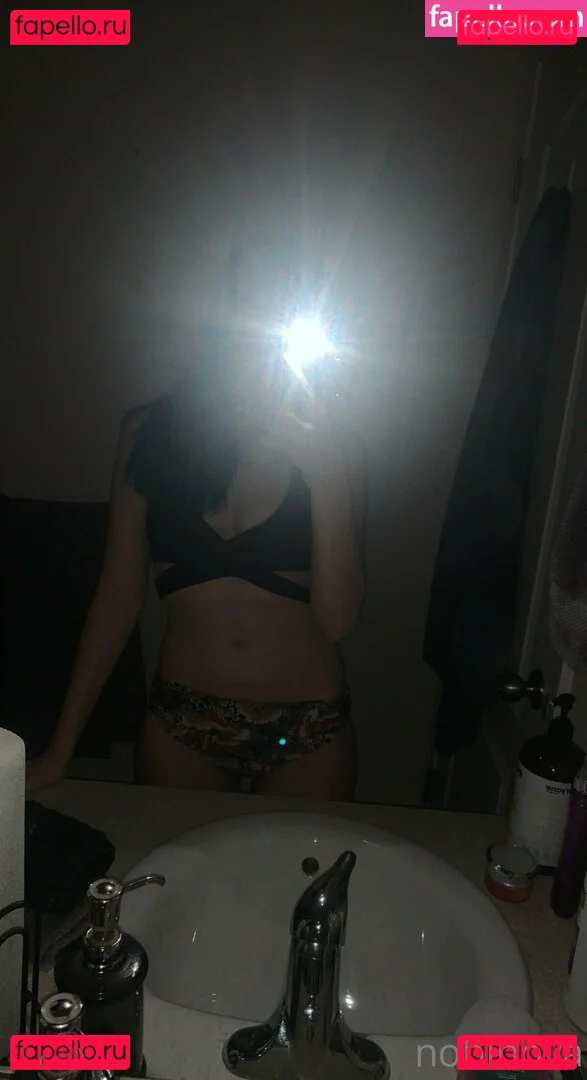 nobinova Onlyfans Photo Gallery 