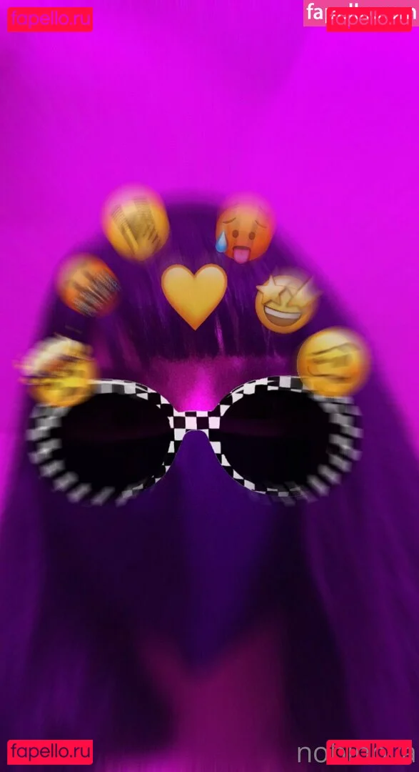 nobinova Onlyfans Photo Gallery 