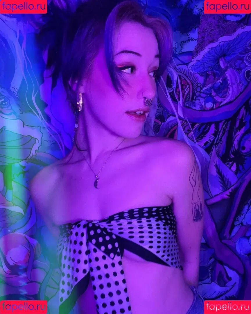stonedsunni Onlyfans Photo Gallery 